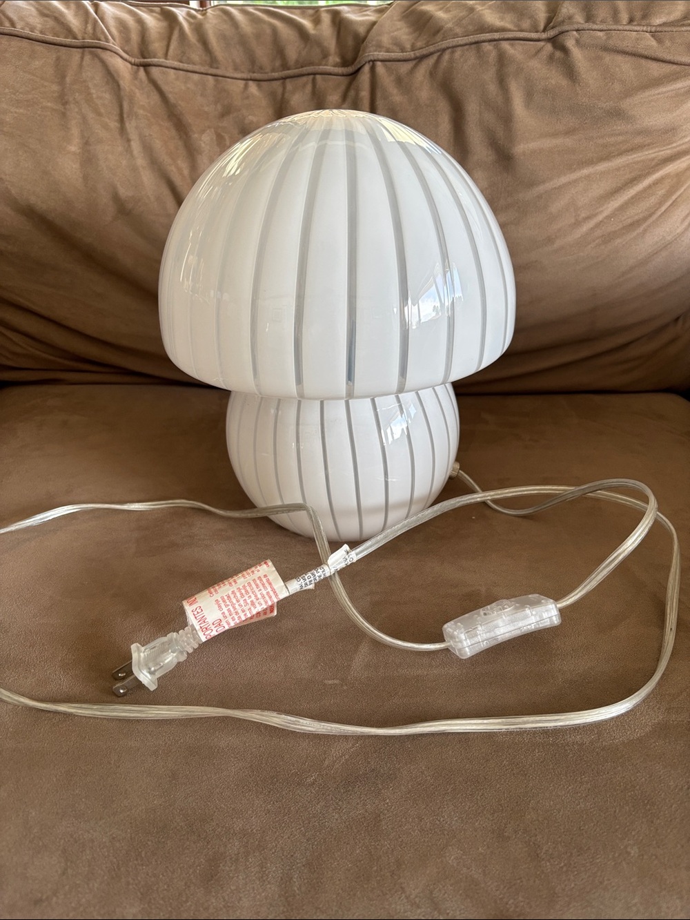 White Glass Mushroom Table Lamp